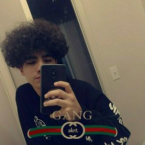 Meet your Posher, Nicolas